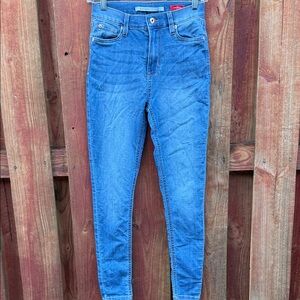 Celebrity Pink Women's Skinny Jeans in Blue Size 3/26